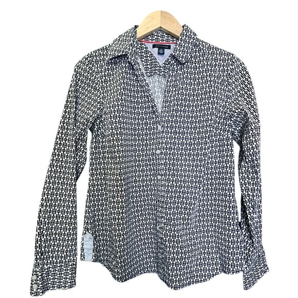 TOMMY HILFIGER Button Down Shirt Cotton Collared Long Sleeves Medium EUC - Picture 8 of 9